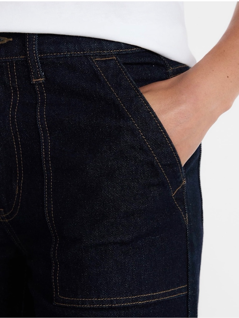 Women’s Wide-Leg Dark Indigo Utility Jeans - Picture 3 of 4